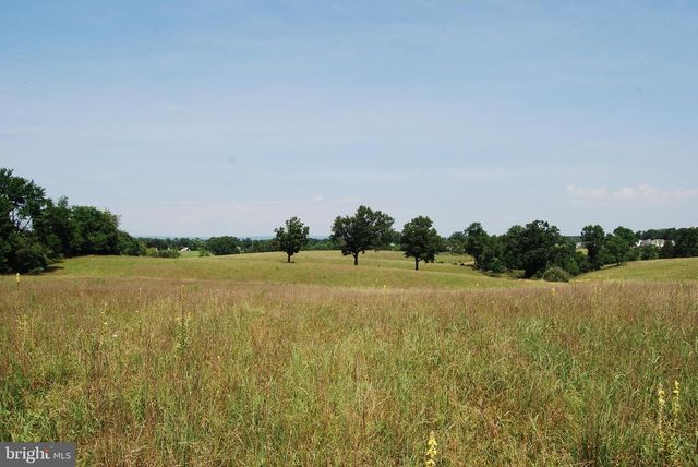 220 STOTELMYER LN, Martinsburg, WV 25405