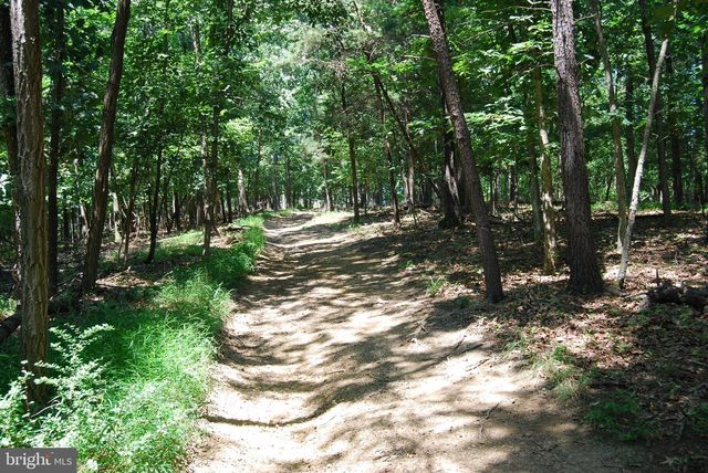 220 STOTELMYER LN, Martinsburg, WV 25405