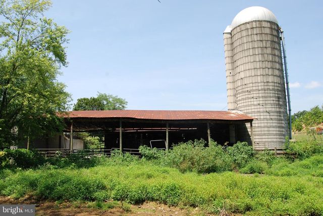 220 STOTELMYER LN, Martinsburg, WV 25405