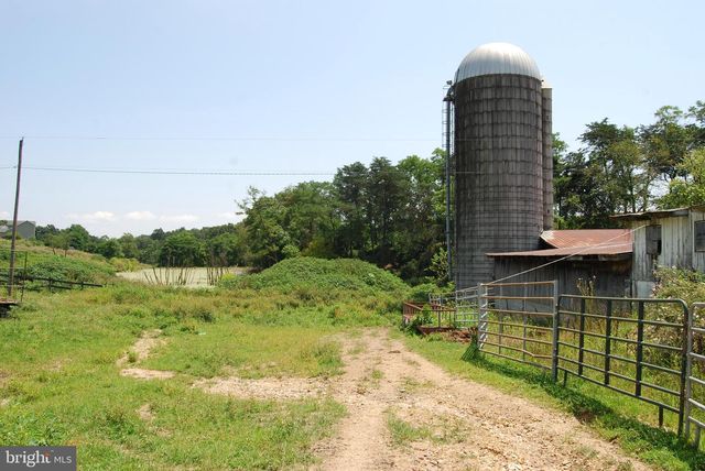 220 STOTELMYER LN, Martinsburg, WV 25405