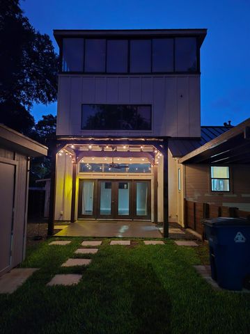 2103 Kinney Ave, Austin, TX 78704