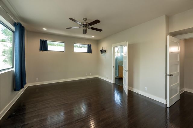 2103 Kinney Ave, Austin, TX 78704