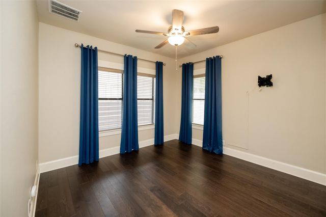 2103 Kinney Ave, Austin, TX 78704