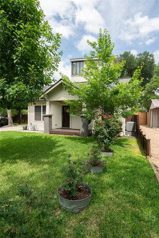 2103 Kinney Ave, Austin, TX 78704