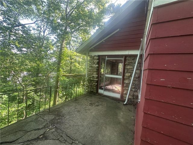5814 Eastwood Court, Kansas City, MO 64129