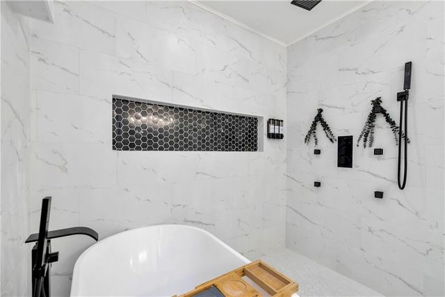 4362 Long Pines Court, Tucker, GA 30084