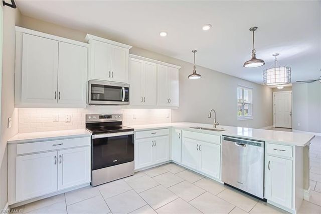 2017 Summersweet DR, Alva, FL 33920