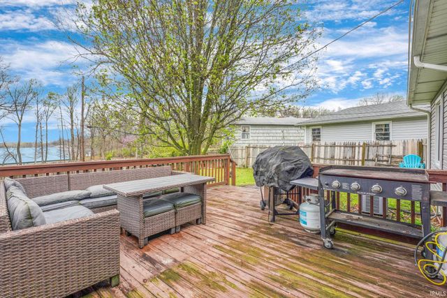 121 Forest Park Drive, Bedford, IN 47421