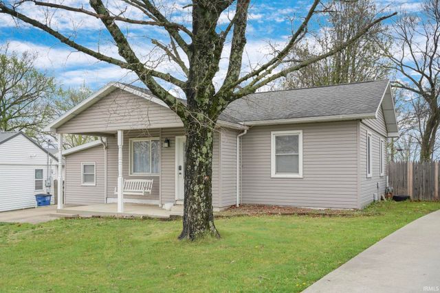 121 Forest Park Drive, Bedford, IN 47421