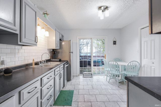 121 Forest Park Drive, Bedford, IN 47421