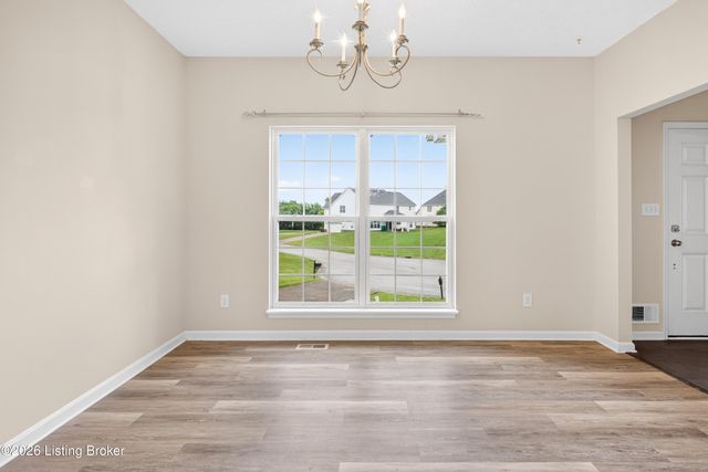 18004 Arlington Meadows Ct, Louisville, KY 40023