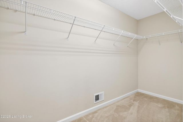18004 Arlington Meadows Ct, Louisville, KY 40023
