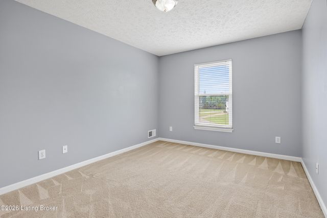 18004 Arlington Meadows Ct, Louisville, KY 40023