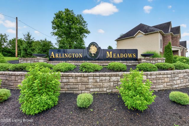 18004 Arlington Meadows Ct, Louisville, KY 40023