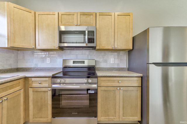 1207 Culver Drive, Evansville, IN 47713