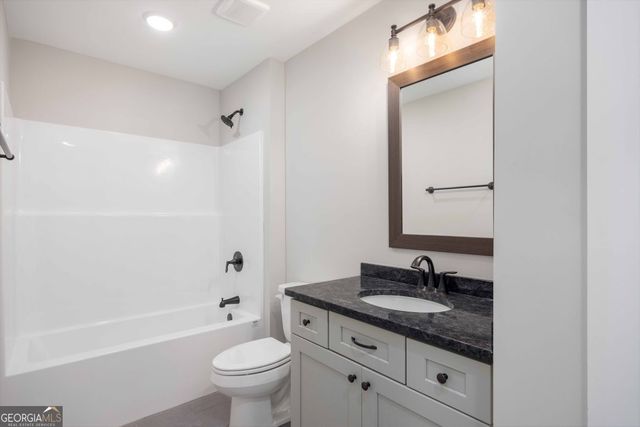 124 Chinaberry Street, Pine Mountain, GA 31822