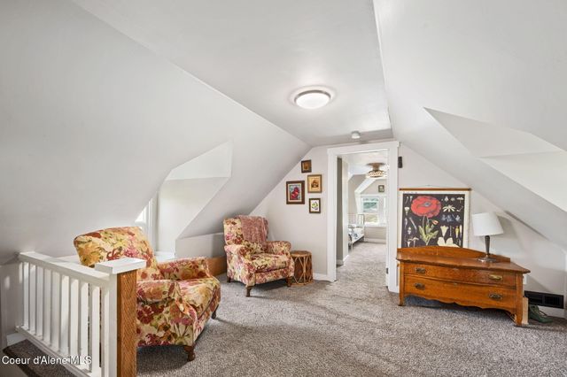 6133 W Madison ST, Spirit Lake, ID 83869