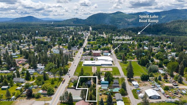 6133 W Madison ST, Spirit Lake, ID 83869