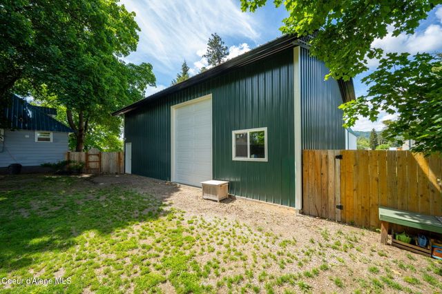 6133 W Madison ST, Spirit Lake, ID 83869