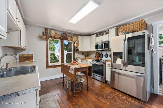 6133 W Madison ST, Spirit Lake, ID 83869