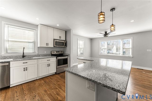 109 Henrico St, Petersburg, VA 23803