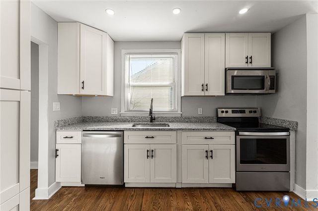 109 Henrico St, Petersburg, VA 23803