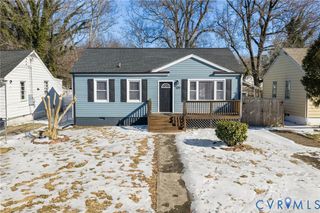 109 Henrico St, Petersburg, VA 23803