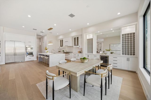 1014 Gardenia Drive, Houston, TX 77018