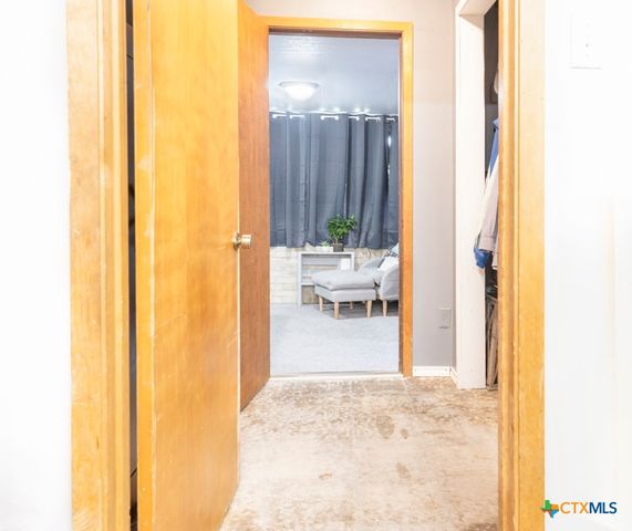 202 W Partridge Road, Victoria, TX 77905