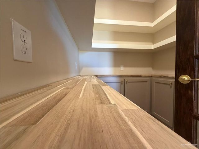 7817 N 40th Street, Mcallen, TX 78504