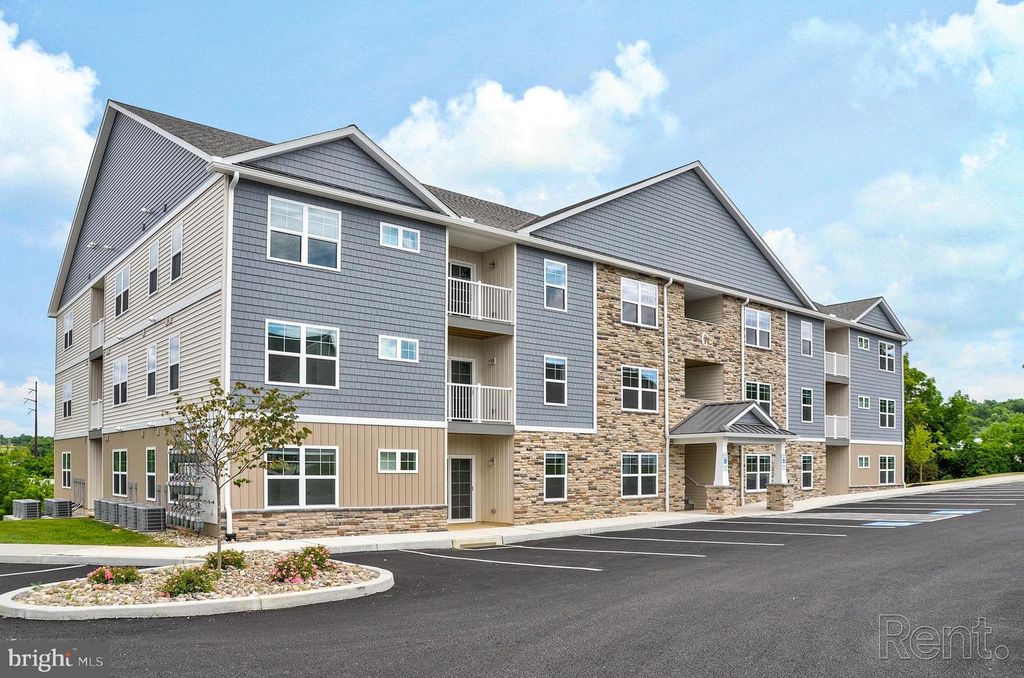 3735 MAIN STREET #B204, Morgantown, PA 19543