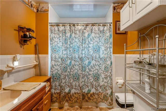 64 Delham Avenue, Buffalo, NY 14216