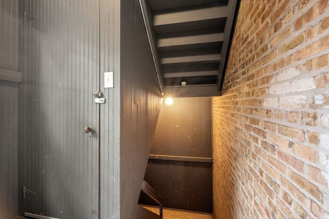 8548 S Exchange Avenue, Chicago, IL 60617