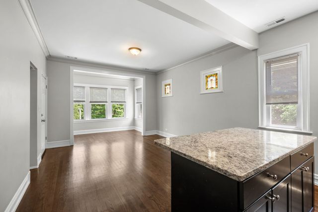 8548 S Exchange Avenue, Chicago, IL 60617