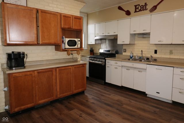 203 N Main Street, Batesville, IN 47006