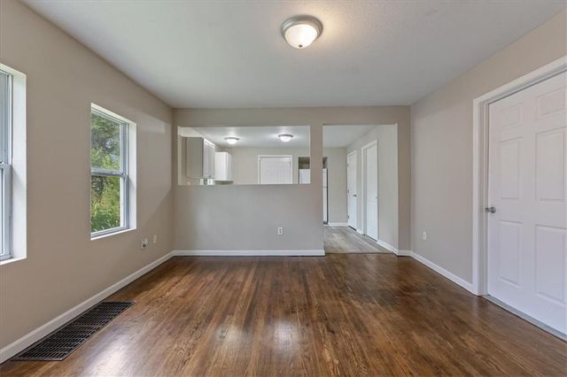 2130 N 32nd Street, Kansas City, KS 66104