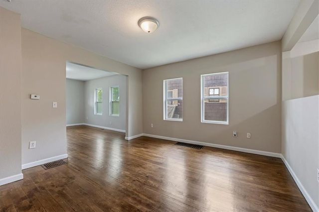 2130 N 32nd Street, Kansas City, KS 66104