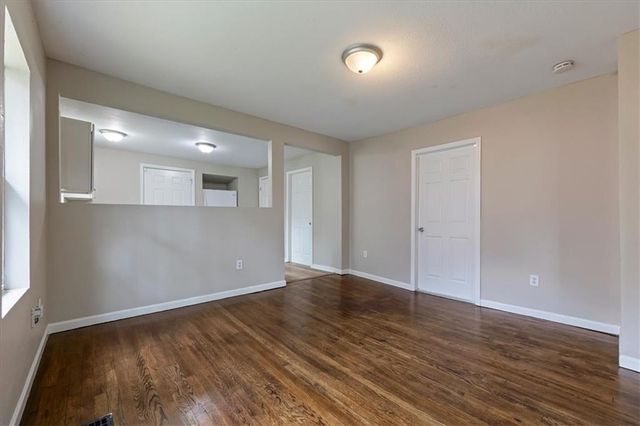 2130 N 32nd Street, Kansas City, KS 66104