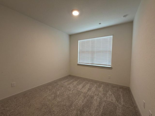 3001 Egan DR, Pflugerville, TX 78660