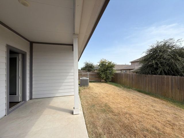 3001 Egan DR, Pflugerville, TX 78660