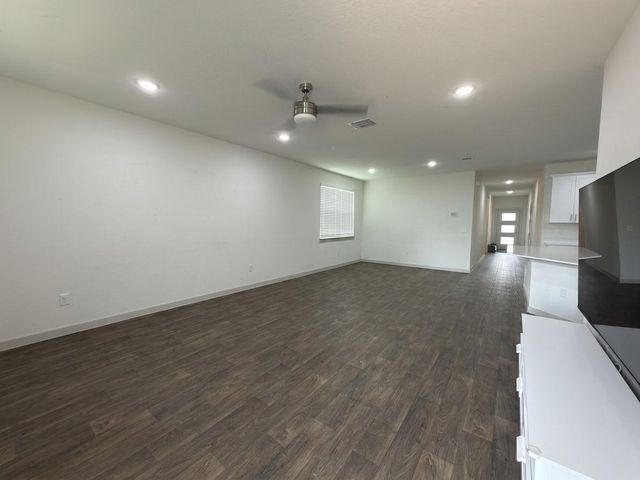 3001 Egan DR, Pflugerville, TX 78660