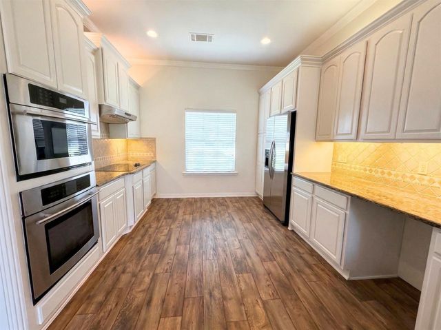 209 Clear Fork Trail, Rhome, TX 76078