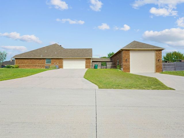 209 Clear Fork Trail, Rhome, TX 76078