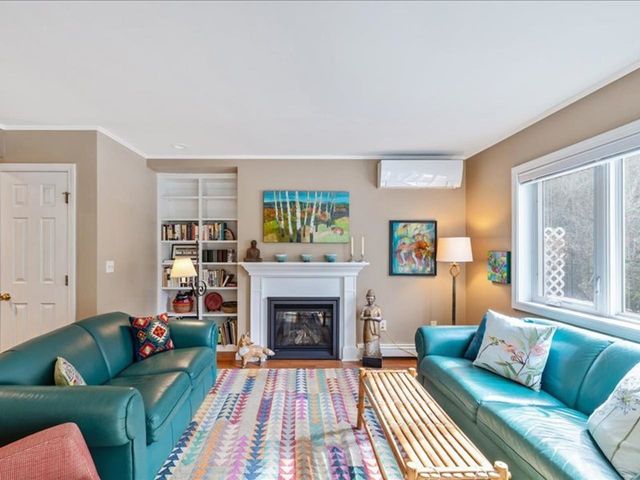 75 Cumberland Road, Burlington, VT 05408