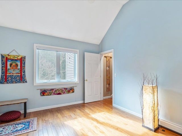 75 Cumberland Road, Burlington, VT 05408