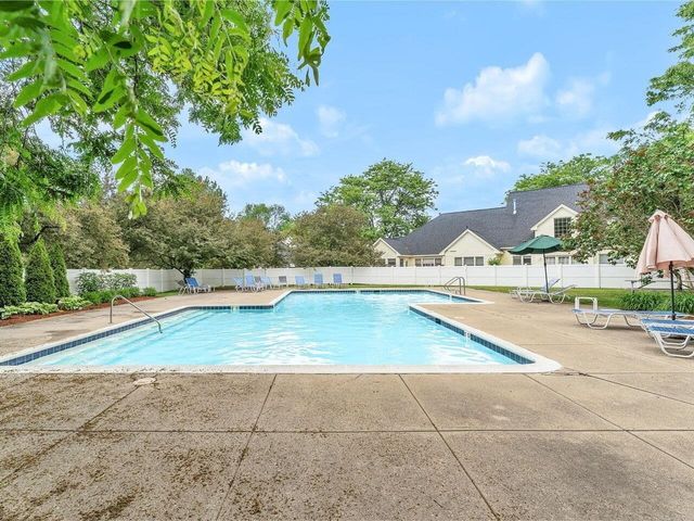 75 Cumberland Road, Burlington, VT 05408