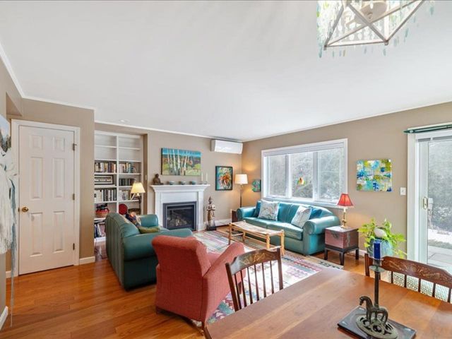 75 Cumberland Road, Burlington, VT 05408