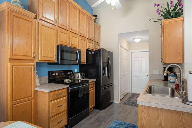 668 W HUMMINGBIRD DRIVE, Citrus Springs, FL 34434