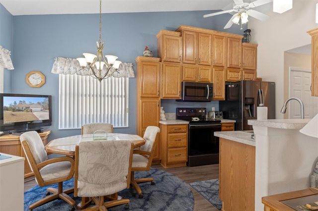 668 W HUMMINGBIRD DRIVE, Citrus Springs, FL 34434