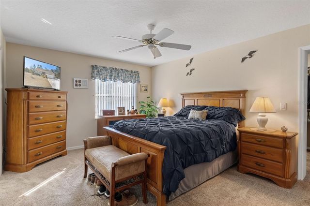 668 W HUMMINGBIRD DRIVE, Citrus Springs, FL 34434